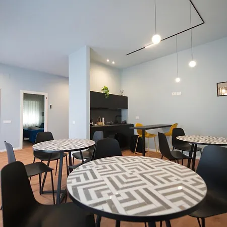 Vittorio Veneto Dimore Homestay *